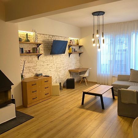 Trendy And Stylish In City Centre For Business And Leisure 소피아 외부 사진